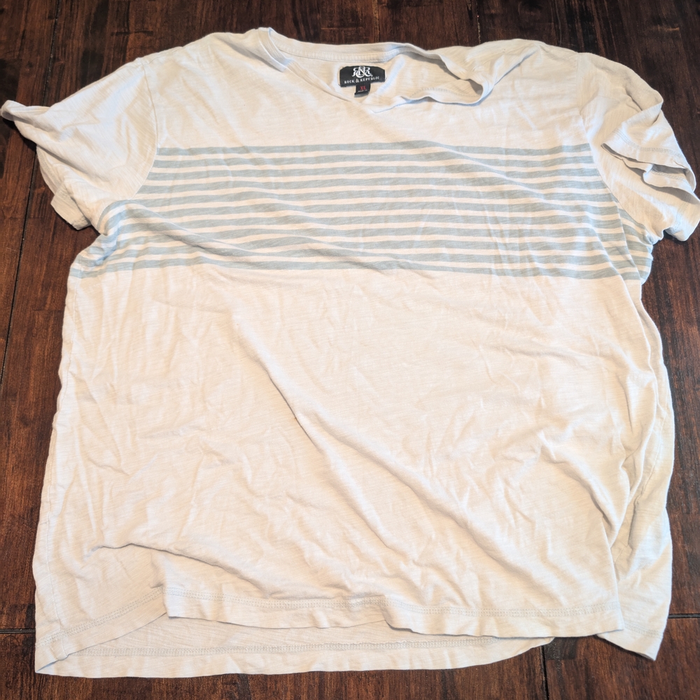 Rock & Republic Men's White and Gray Striped Tee